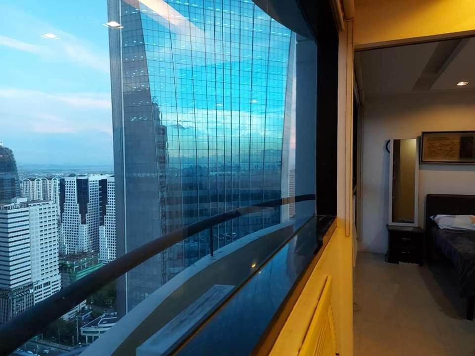 Family Staycation With Pool مانيلا المظهر الخارجي الصورة