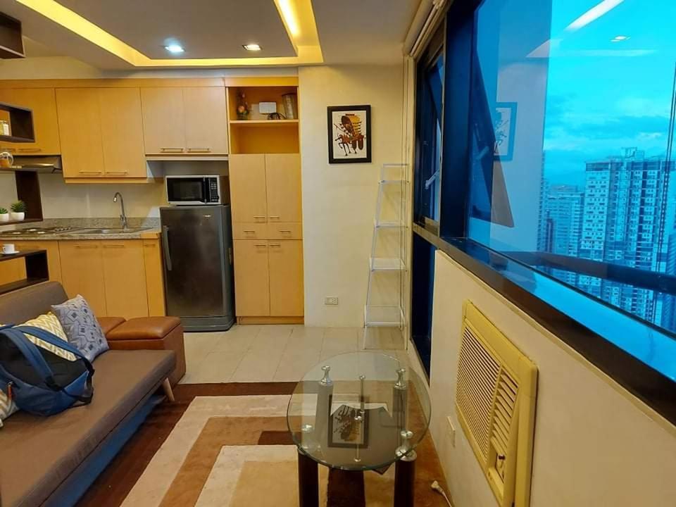 Family Staycation With Pool مانيلا المظهر الخارجي الصورة