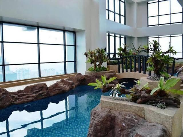Family Staycation With Pool مانيلا المظهر الخارجي الصورة